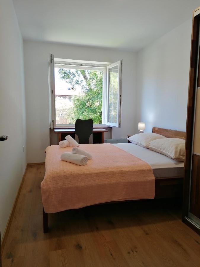 Apartment "B" 50 M From The Beach Zadar Eksteriør billede