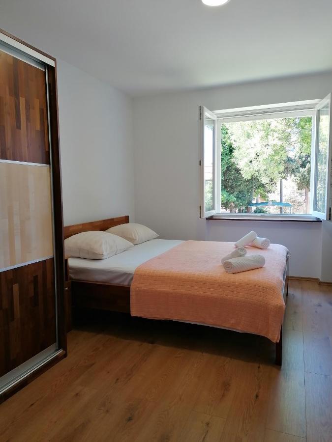 Apartment "B" 50 M From The Beach Zadar Eksteriør billede