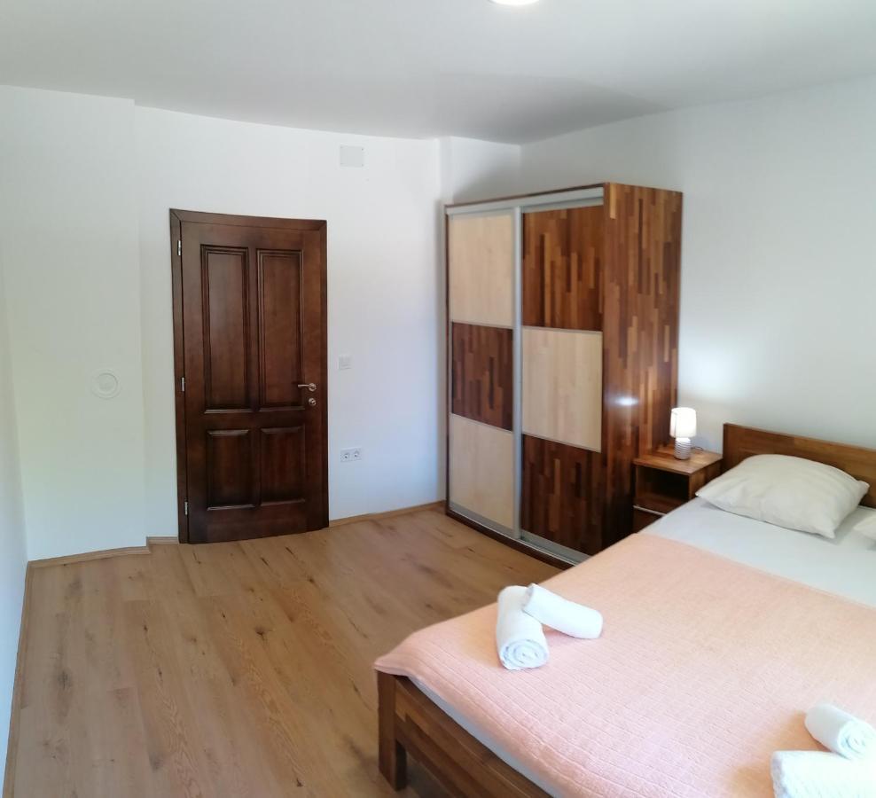 Apartment "B" 50 M From The Beach Zadar Eksteriør billede