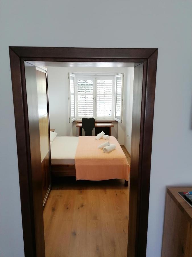 Apartment "B" 50 M From The Beach Zadar Eksteriør billede